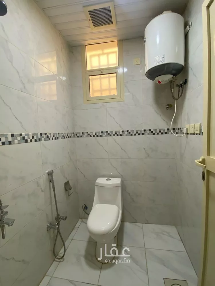 Floor for Rent in Al Bukayriyah Al Mohamadiah Subdivision 16