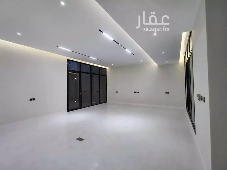 فيلا للبيع في شارع عثمان بن سليمان, حي المهدية, مدينة الرياض, منطقة الرياض صورة 3