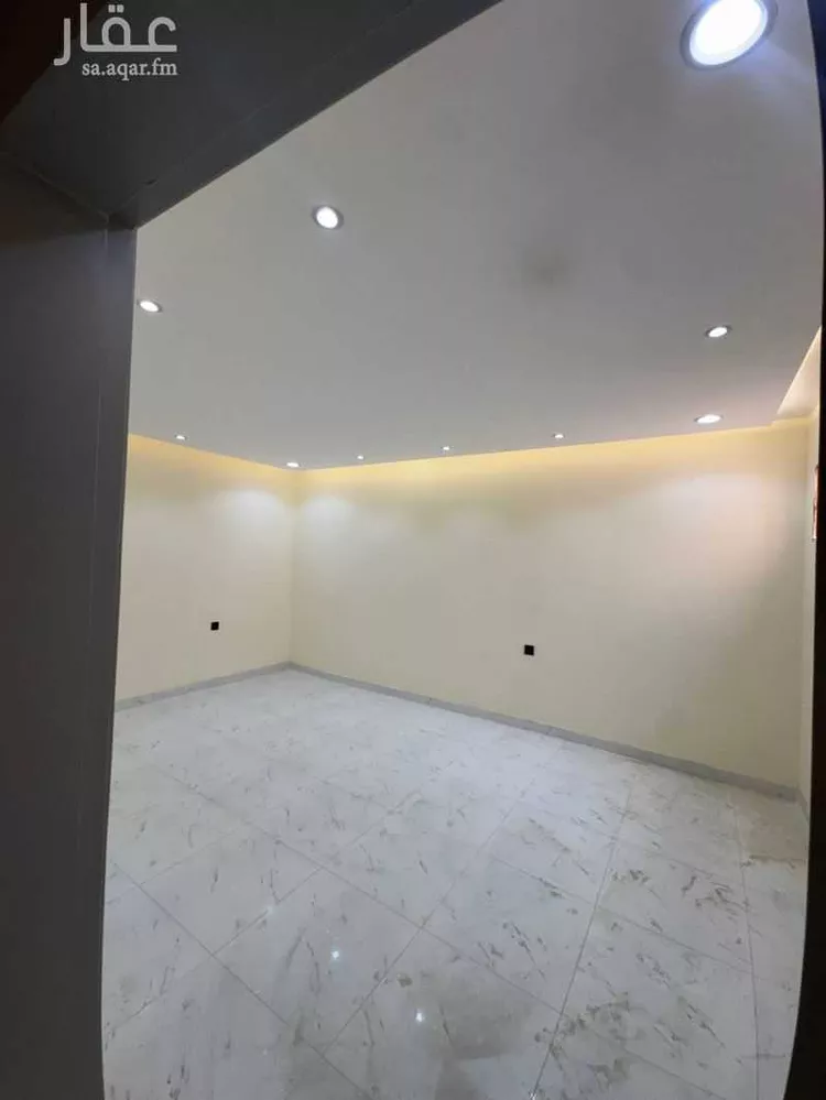 عمارة للبيع في شارع صالح الشيباني, حي اليمامة, مدينة الرياض, منطقة الرياض 9