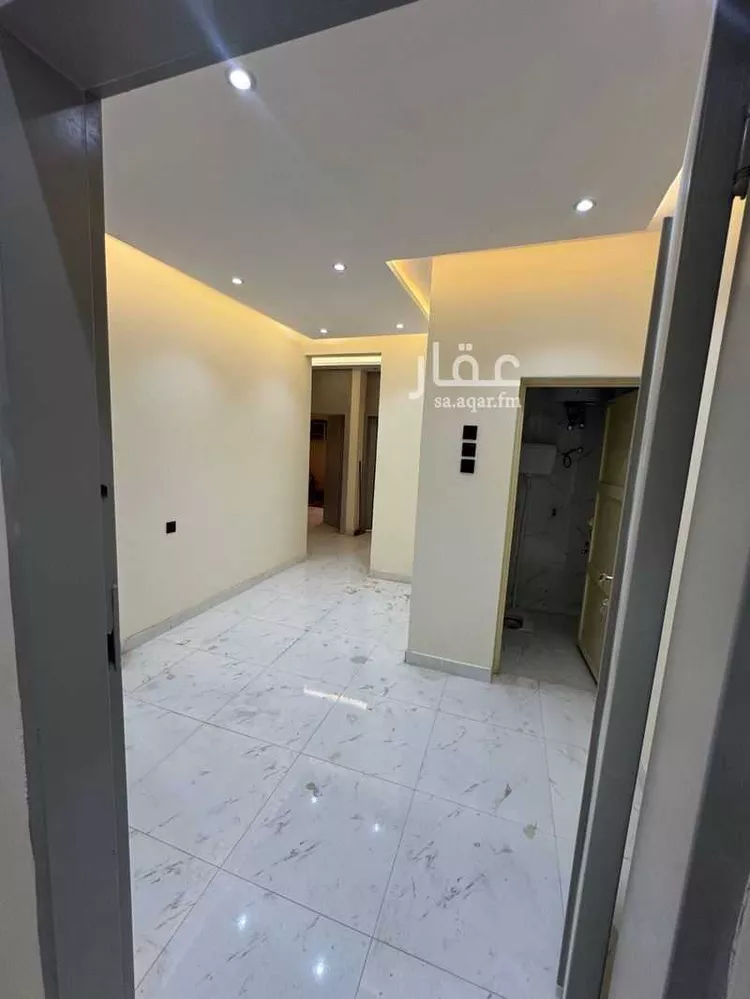 عمارة للبيع في شارع صالح الشيباني, حي اليمامة, مدينة الرياض, منطقة الرياض 7