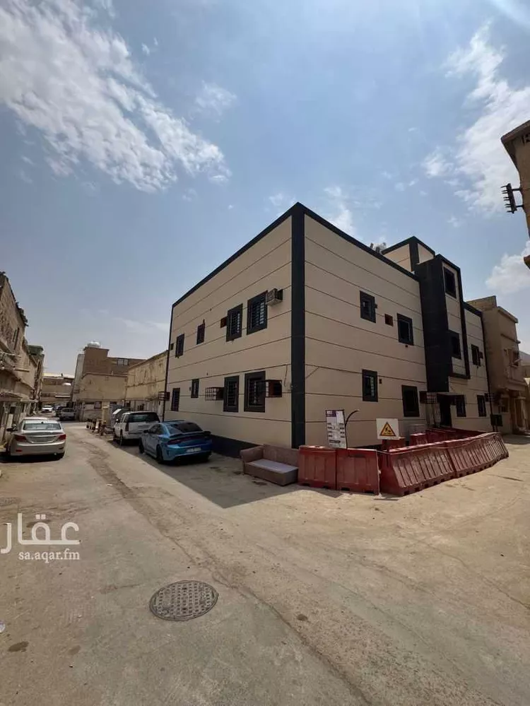 عمارة للبيع في شارع صالح الشيباني, حي اليمامة, مدينة الرياض, منطقة الرياض صورة 4