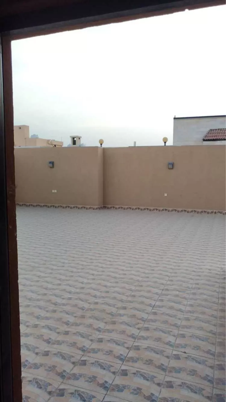 شقة للإيجار في شارع عبد المحسن المنيع, حي الحمدانية, مدينة جدة, منطقة مكة المكرمة صورة 2