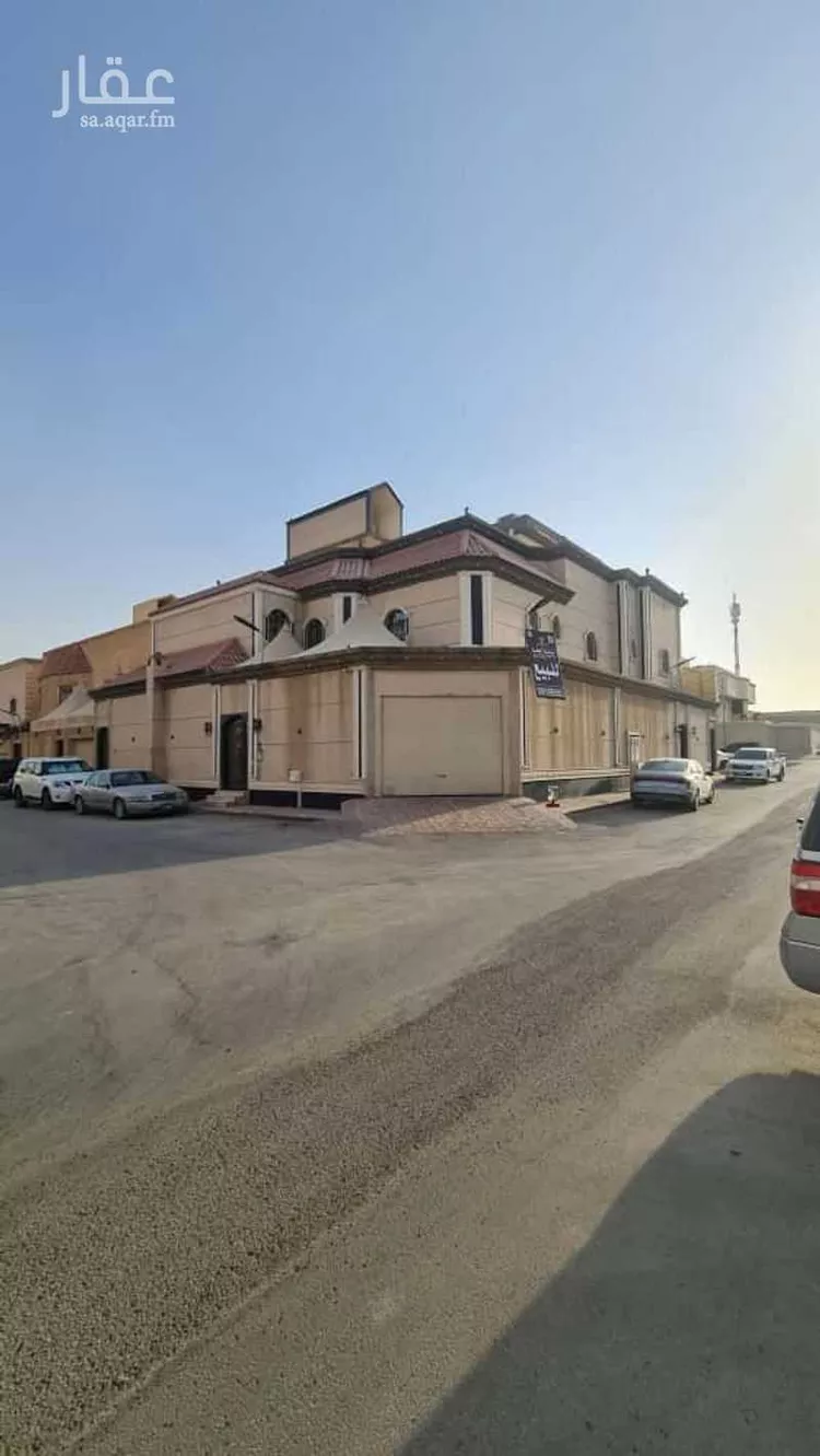 فيلا للبيع في شارع جبل الصقورية, حي الدار البيضاء, مدينة الرياض, منطقة الرياض صورة 2