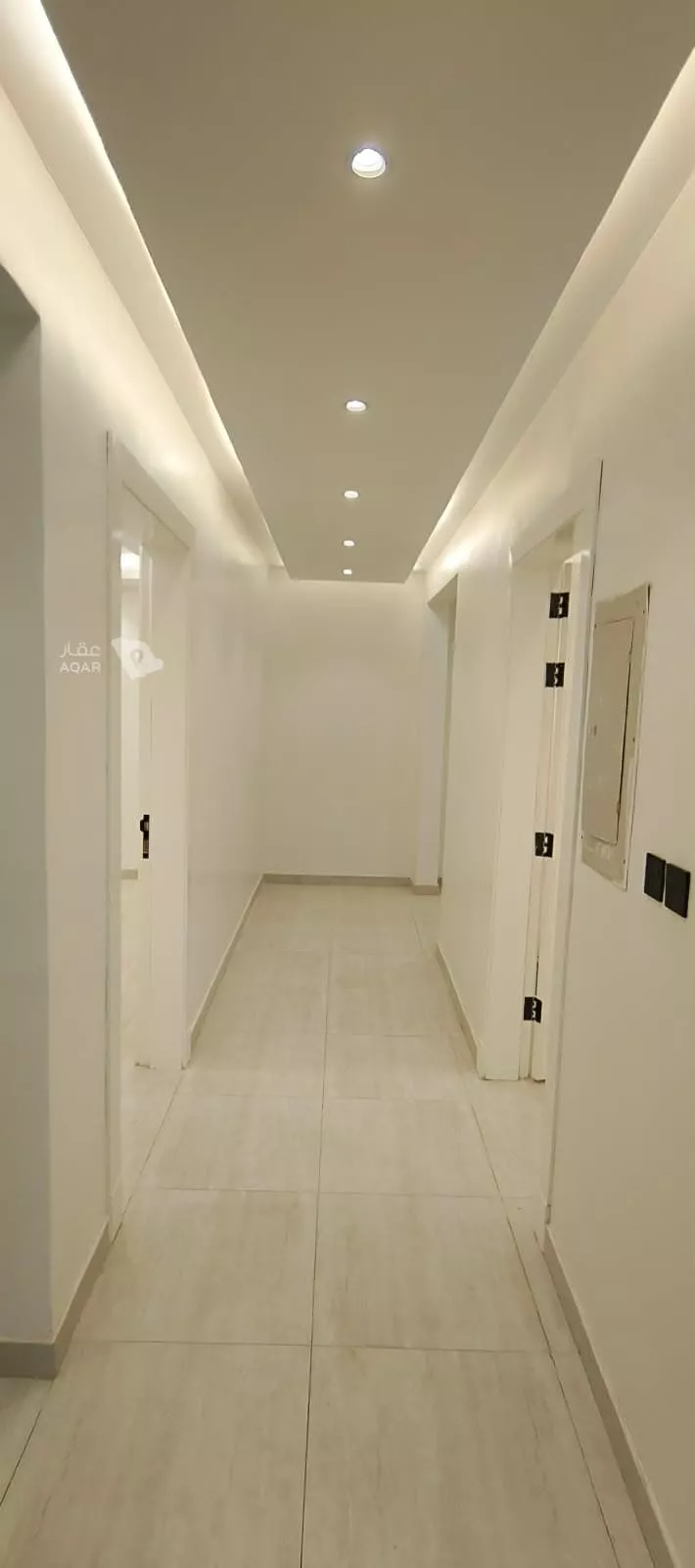 فيلا للبيع في شارع الأنجب, حي الدار البيضاء, مدينة الرياض, منطقة الرياض 15