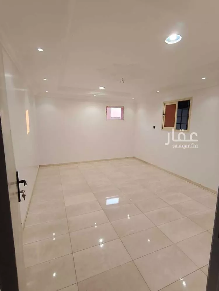 شقة للبيع في شارع عبدالقادر الجزائري, حي الدار البيضاء, مدينة الرياض, منطقة الرياض 10