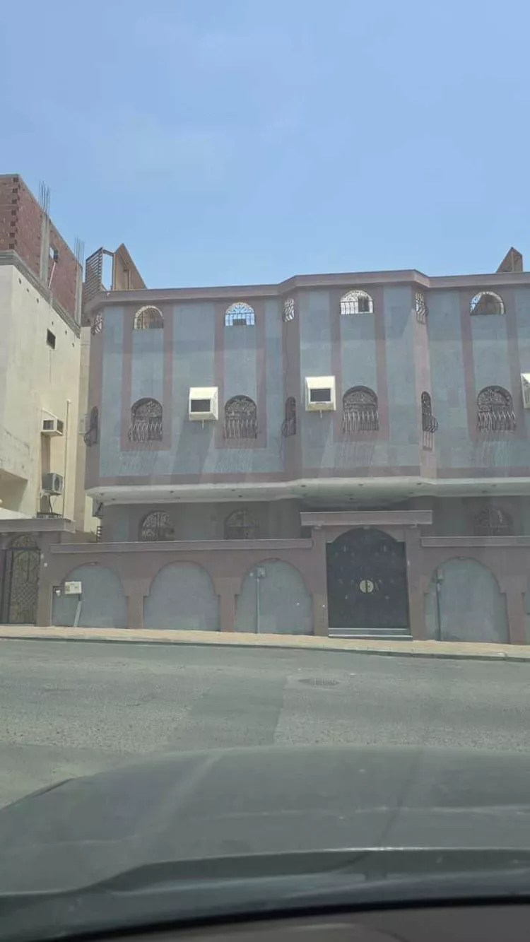 عمارة للبيع في شارع عبد السلام السعدي, حي بطحاء قريش, مدينة مكة المكرمة, منطقة مكة المكرمة