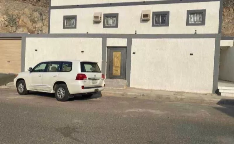 عمارة للبيع في شارع عبدالله بن عمر , حي القشاشية الجديد, مدينة مكة المكرمة, منطقة مكة المكرمة