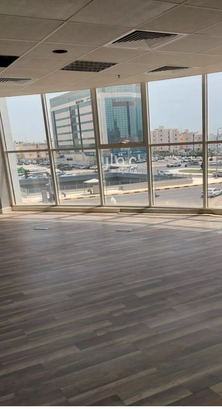 عمارة للإيجار في شارع طريق الظهران, حي الثقبة, مدينة الخبر, المنطقة الشرقية صورة 2