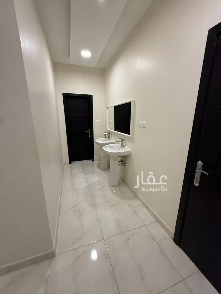 شقة للبيع في شارع حابس بن دغنة الكلبي, حي التحلية, مدينة الخبر, المنطقة الشرقية