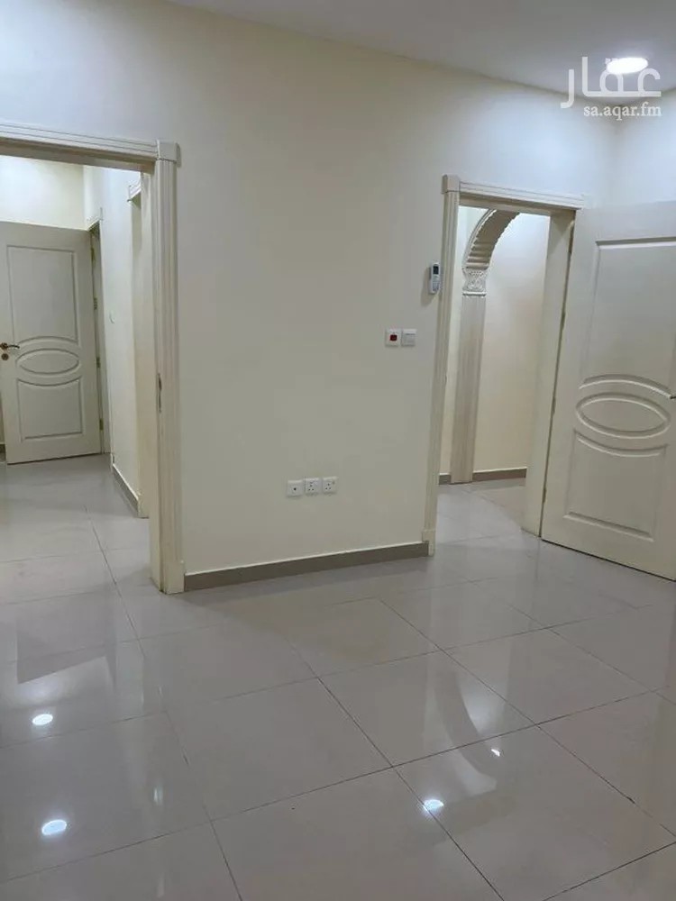 شقة للإيجار في شارع خريص, حي الحمراء, مدينة الخبر, المنطقة الشرقية صورة 3