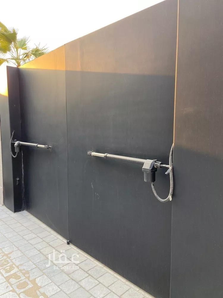 فيلا للإيجار في شارع 182 السيف, حي السيف, مدينة الدمام, المنطقة الشرقية صورة 2