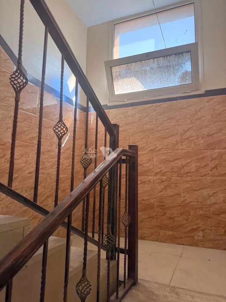 عمارة للإيجار في شارع الطفيل ابن مالك, حي الخليج, مدينة الدمام, المنطقة الشرقية 8