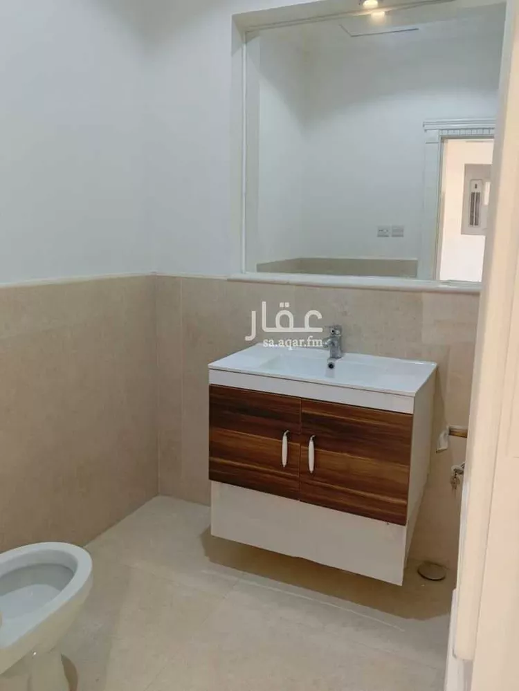 فيلا للإيجار في شارع زكريا الانصاري, حي اليرموك, مدينة الخبر, المنطقة الشرقية 8