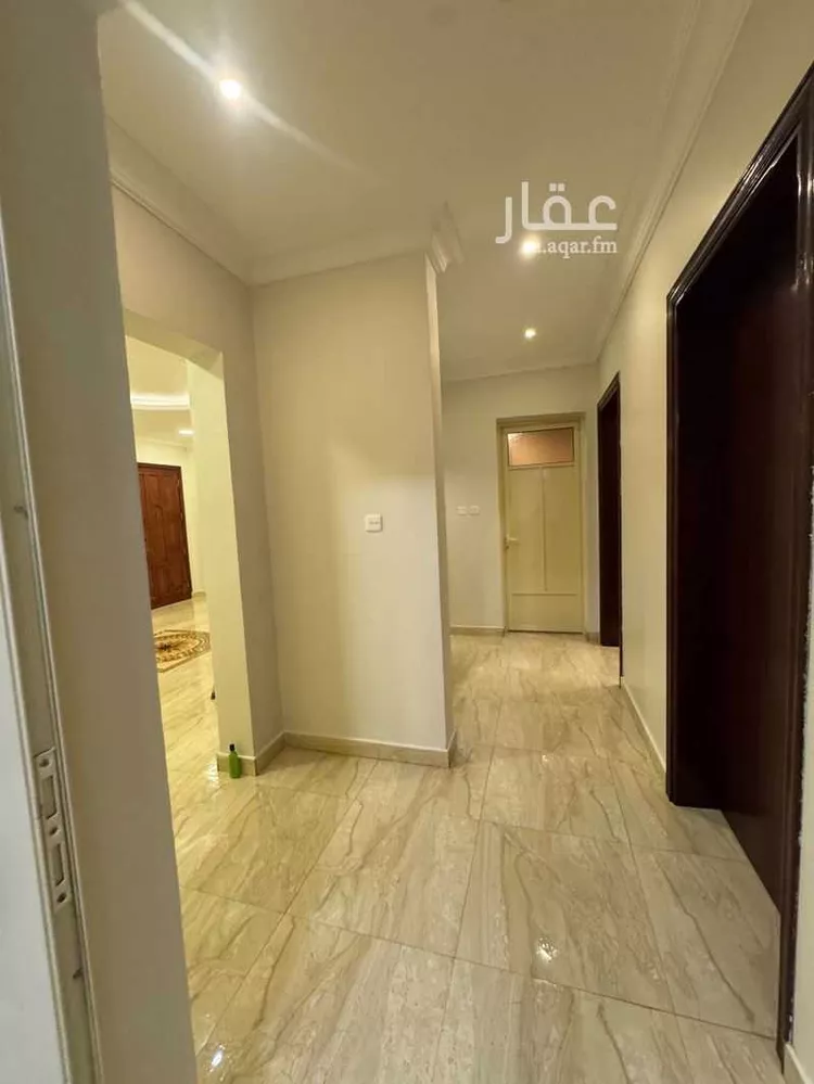 شقة للإيجار في شارع معن بن عدي, حي الحمراء, مدينة الجبيل, المنطقة الشرقية
