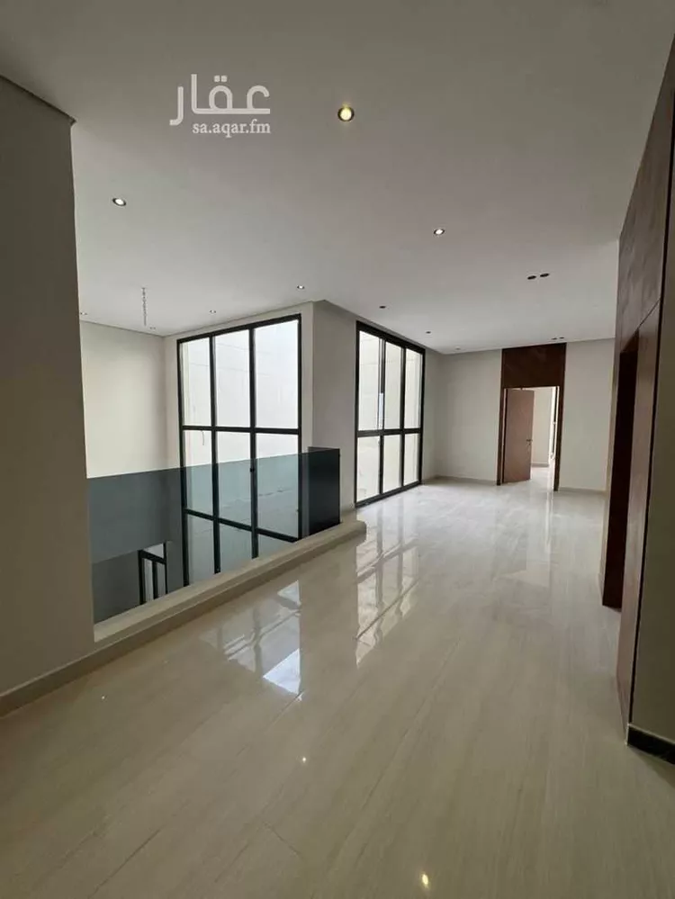 فيلا للبيع في شارع لطف بن سعد السميني, حي المهدية, مدينة الرياض, منطقة الرياض صورة 4