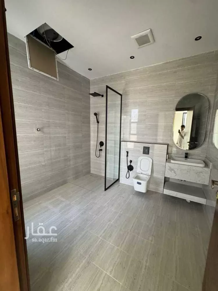 فيلا للبيع في شارع لطف بن سعد السميني, حي المهدية, مدينة الرياض, منطقة الرياض صورة 5