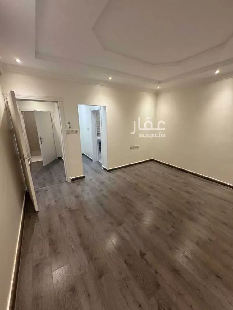 فيلا للإيجار في شارع رقم 326, حي الياسمين, مدينة الرياض, منطقة الرياض صورة 4