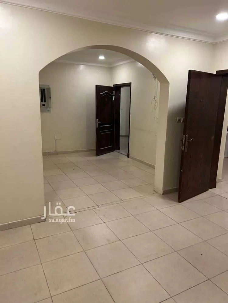 شقة للإيجار في شارع الامام علي بن ابي طالب, حي النزهة, مدينة الدمام, المنطقة الشرقية صورة 4