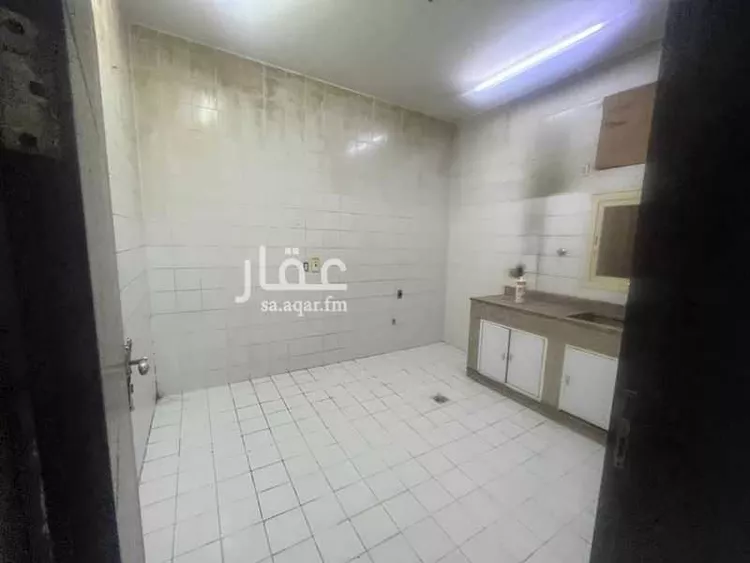 عمارة للإيجار في شارع الملك عبدالله بن عبدالعزيز, حي منسوبي التعليم الأول, مدينة الاحساء, المنطقة الشرقية صورة 5