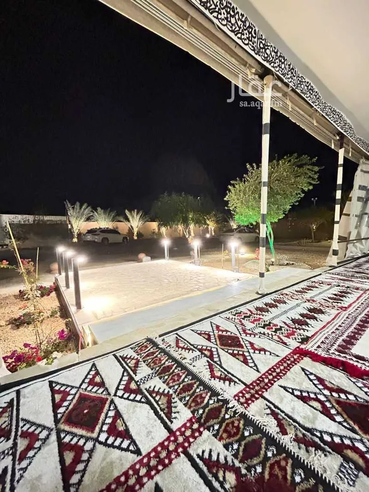 مزرعة للبيع في شارع هجرة الاوسط 817, حي تجمع سكاني الحنية, مدينة تجمع سكاني الحنية, منطقة الرياض 8