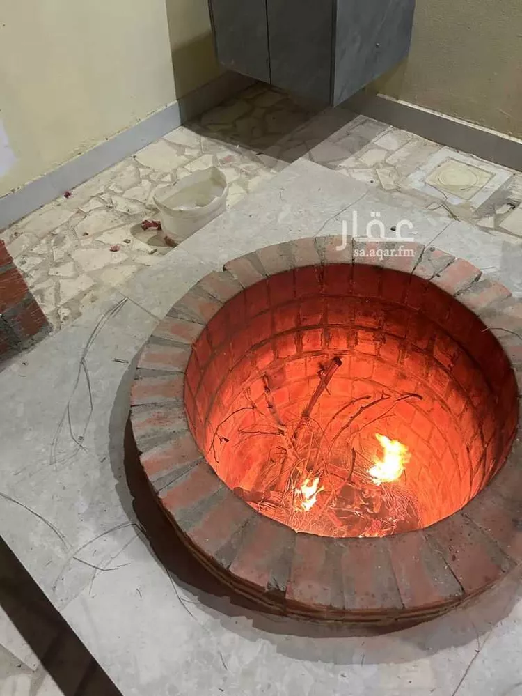 مزرعة للبيع في شارع هجرة الاوسط 817, حي تجمع سكاني الحنية, مدينة تجمع سكاني الحنية, منطقة الرياض 12
