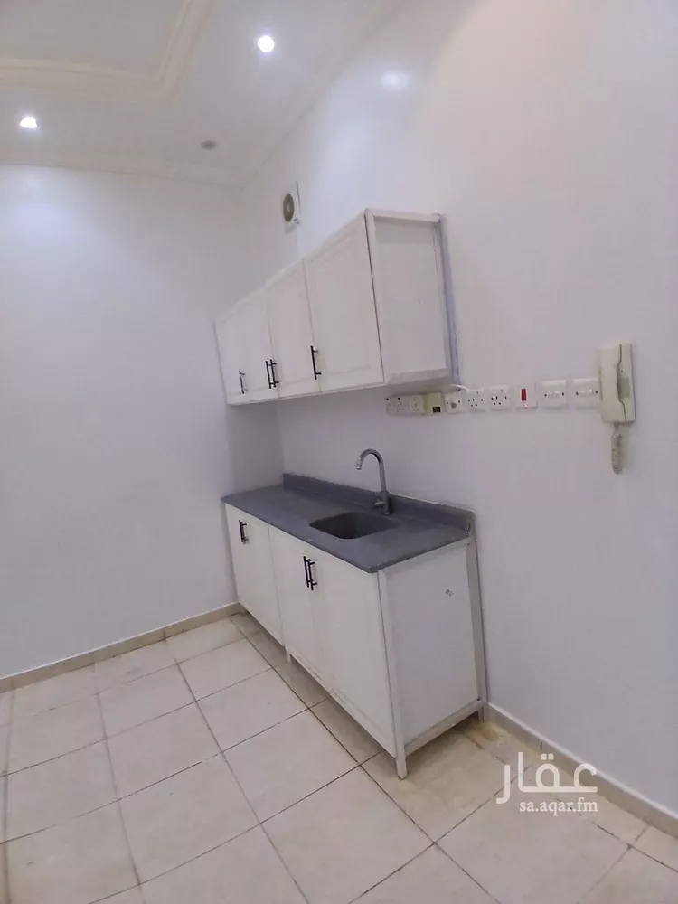 شقة للإيجار في شارع أبي معشر الطبري, حي اليرموك, مدينة الرياض, منطقة الرياض صورة 3