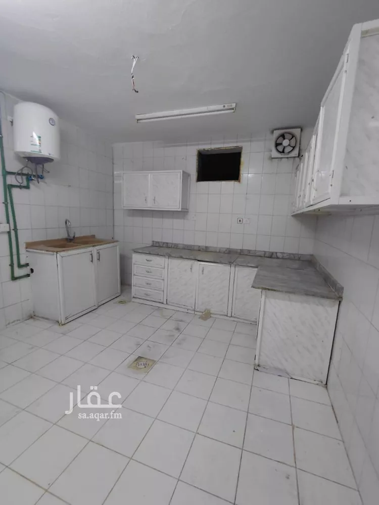 شقة للإيجار في شارع جلال الدين المحلي, حي غرناطة, مدينة الرياض, منطقة الرياض صورة 2