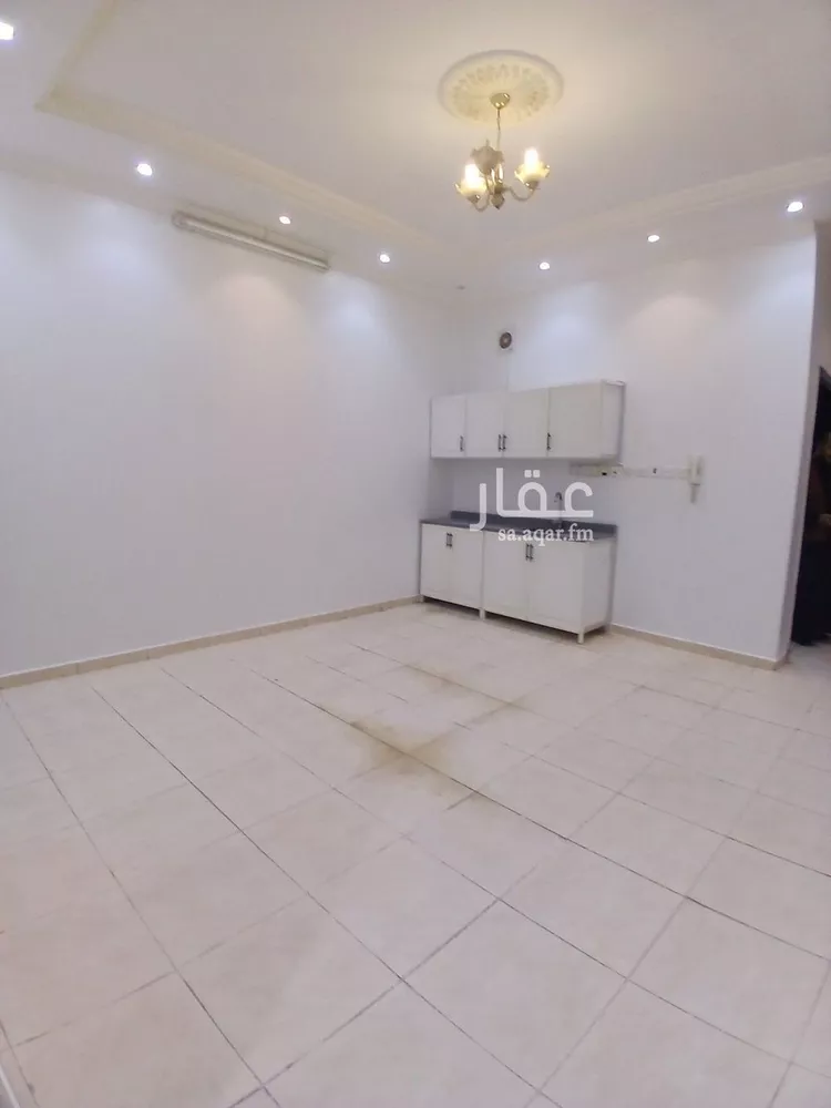 شقة للإيجار في شارع أبي معشر الطبري, حي اليرموك, مدينة الرياض, منطقة الرياض صورة 5