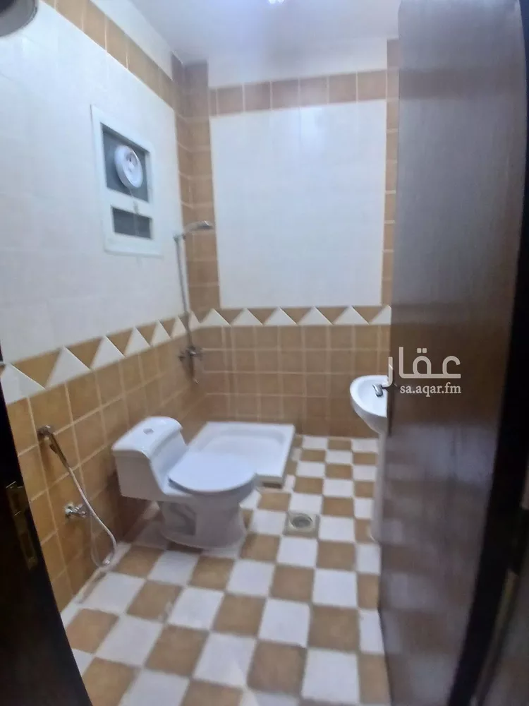 شقة للإيجار في شارع شهيد الدين ثم الوطن ناصر محمد العثمان, حي الشهداء, مدينة الرياض, منطقة الرياض صورة 2