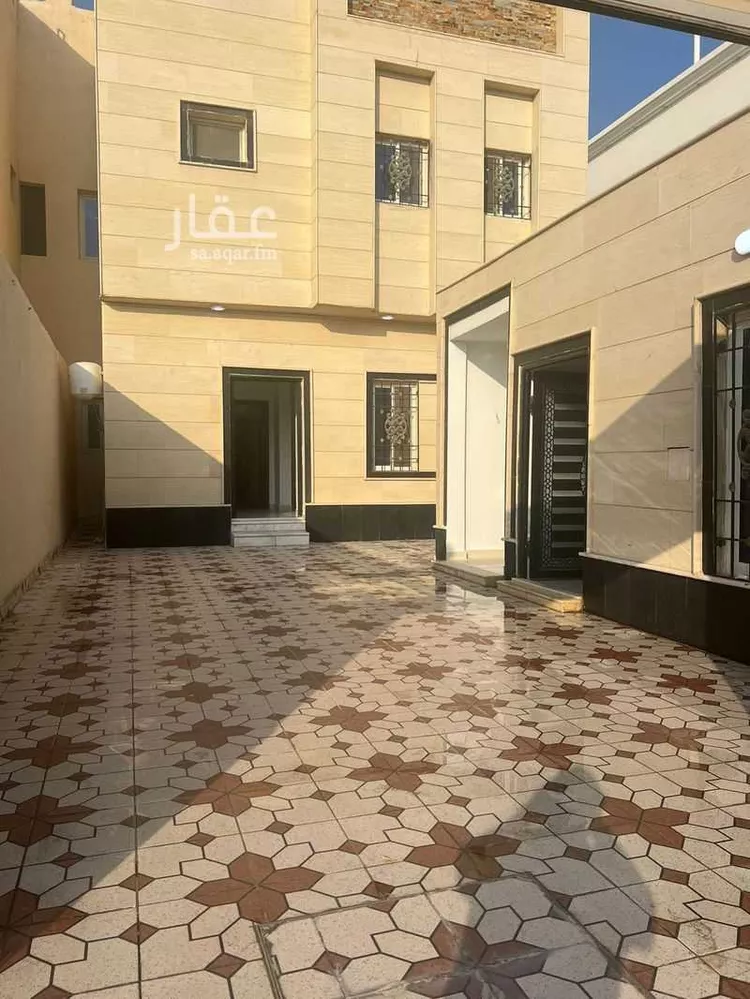 فيلا للبيع في شارع الصخره, حي العقيق, مدينة الخبر, المنطقة الشرقية