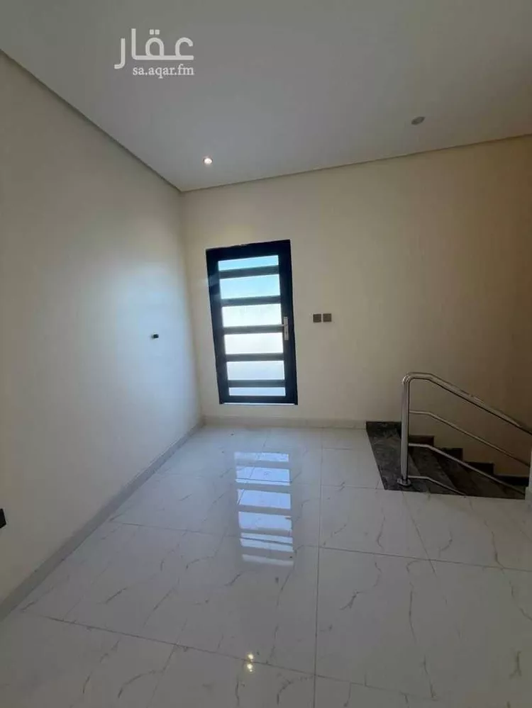 Villa for Sale in Dammam Ash Shati Al Gharbi ุตูุฑุฉ 3