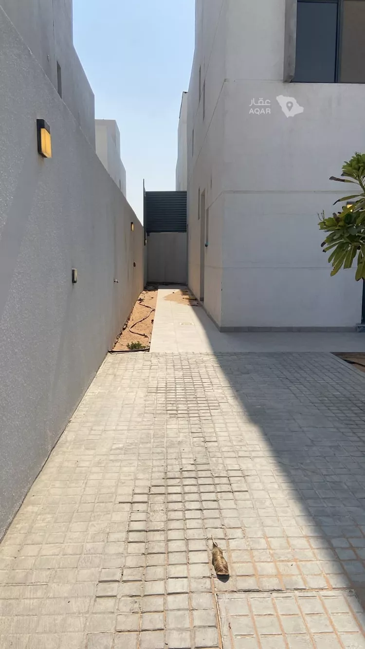 فيلا للإيجار في شارع 29د, حي الإسكان الجنوبي, مدينة الدمام, المنطقة الشرقية صورة 3