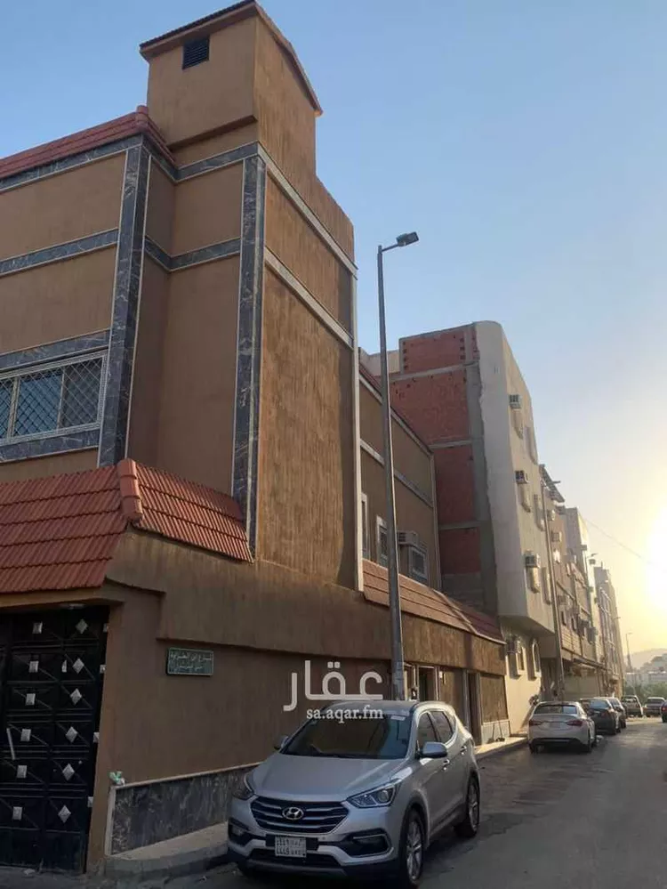 عمارة للبيع في شارع ابن الطراوة, حي القمرية, مدينة الطائف, منطقة مكة المكرمة صورة 3