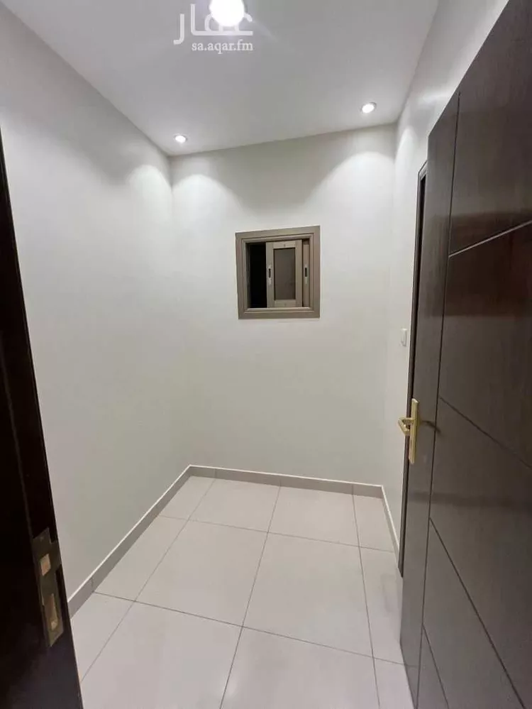 شقة للإيجار في شارع عكرمة ابن خالد, حي القطبية الغربية, مدينة الطائف, منطقة مكة المكرمة صورة 5