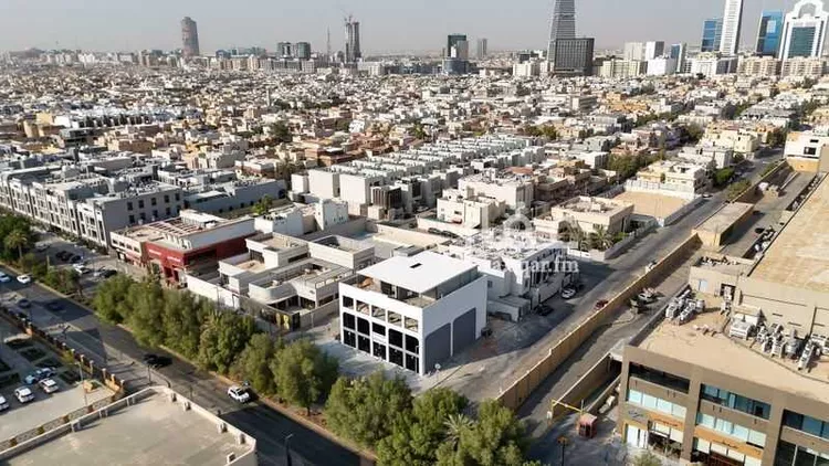 Complex for rent in Riyadh Al Olaya صورة 4