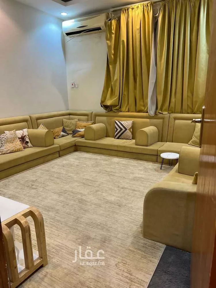 فيلا للبيع في شارع فالح بن خفاف, حي شبرا, مدينة الرياض, منطقة الرياض 12