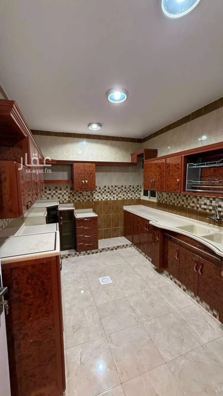 شقة للإيجار في شارع قسمة ، حي المحالة ، لعصان ، منطقة عسير صورة 2