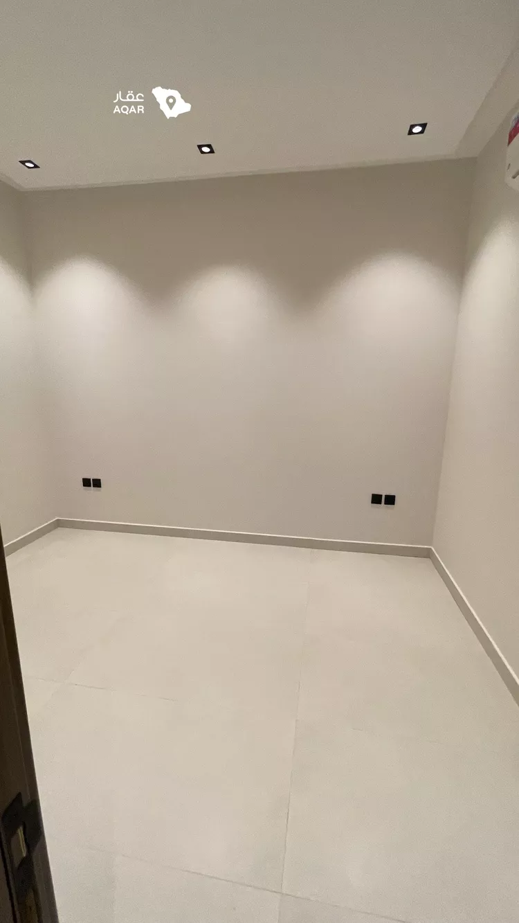 فيلا للبيع في شارع إبراهيم بن عيدان, حي البديعة, مدينة الرياض, منطقة الرياض 8