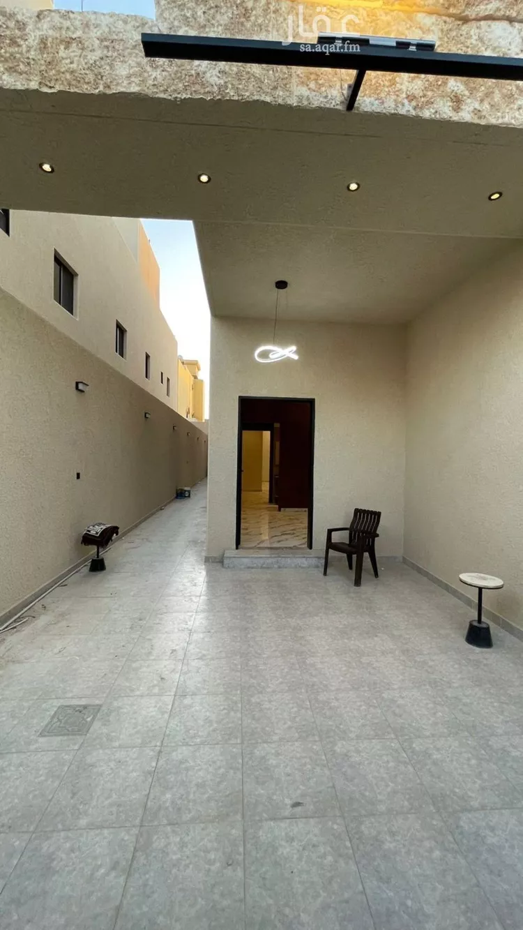 دور للبيع في شارع أبي ضبيان الجنبي, حي بدر, مدينة الرياض, منطقة الرياض صورة 4