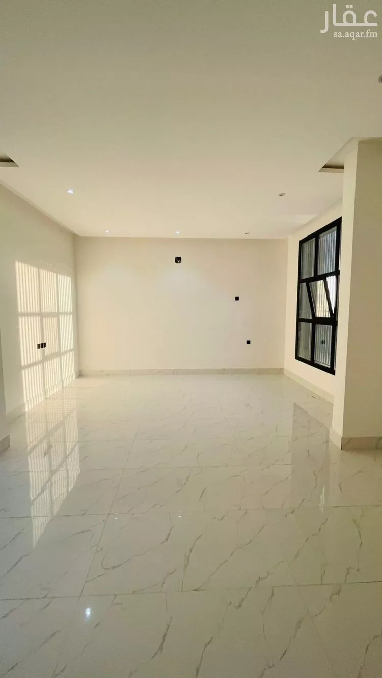 فيلا للبيع في شارع وادي مية, حي العريجاء الغربي, مدينة الرياض, منطقة الرياض صورة 5