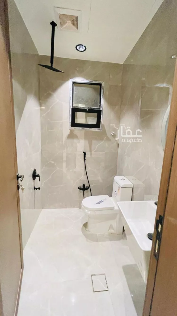 فيلا للبيع في شارع رقم 315, حي ظهرة لبن, مدينة الرياض, منطقة الرياض صورة 4