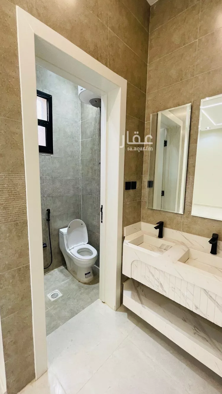 فيلا للبيع في شارع يوسف السرخسي, حي العريجاء الغربي, مدينة الرياض, منطقة الرياض صورة 3