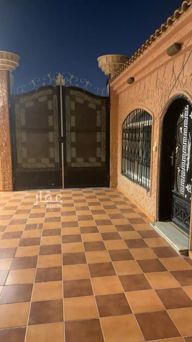 فيلا للبيع في شارع وادي شحرور, حي القادسية, مدينة الرياض, منطقة الرياض 13