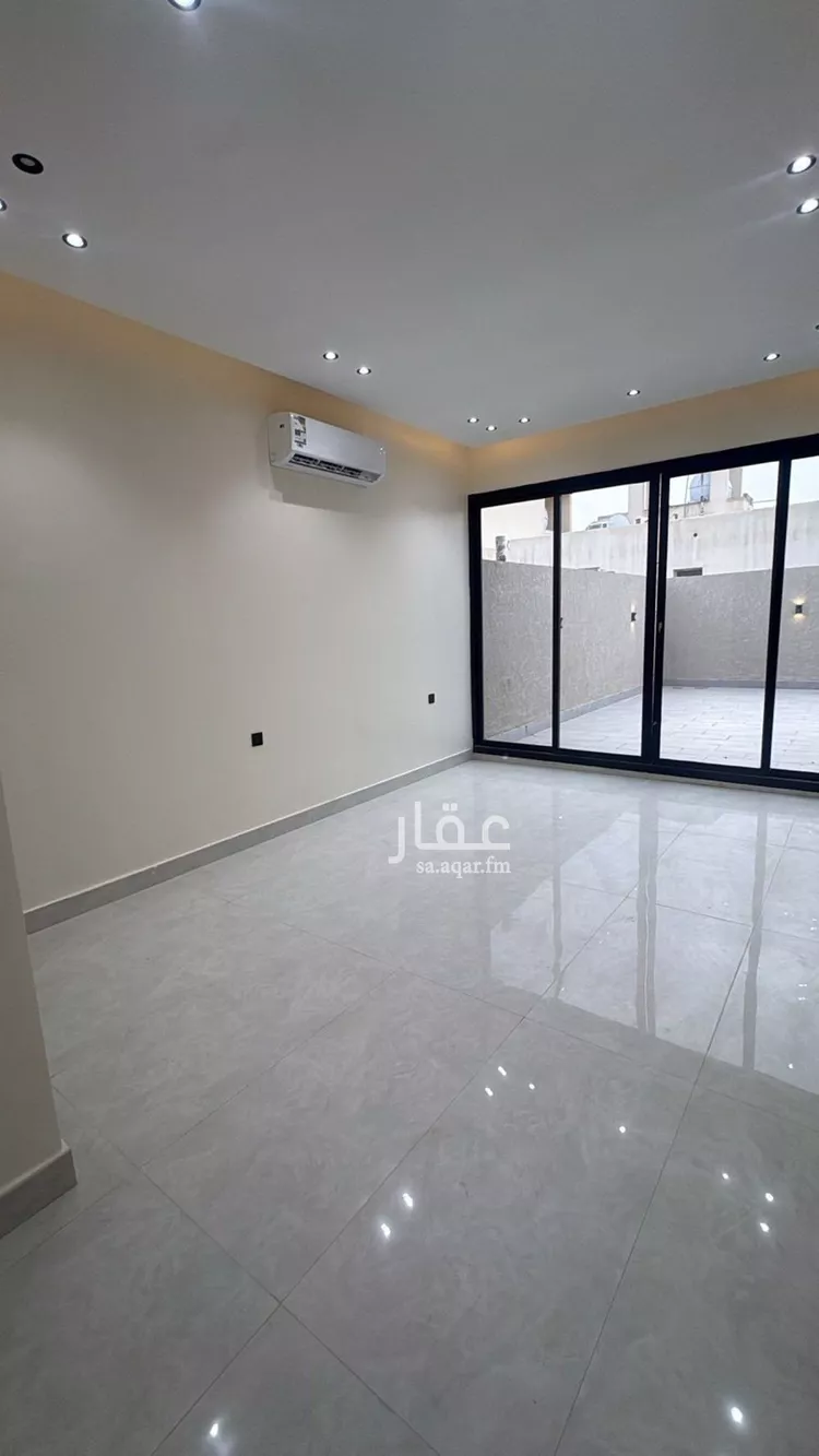 فيلا للإيجار في شارع أبي أيوب بن المهلب, حي الرمال, مدينة الرياض, منطقة الرياض 21
