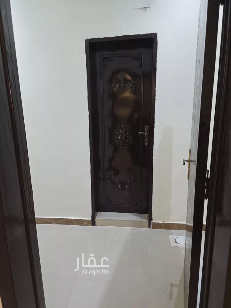 شقة للبيع في شارع أبي الفتوح الخباز, حي اليرموك, مدينة الرياض, منطقة الرياض 8