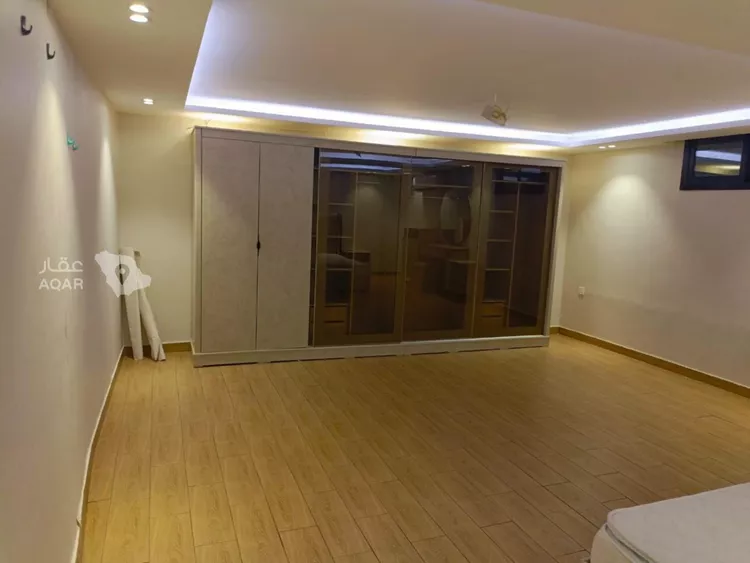 Villa for Sale in Riyadh Al Khalidiyah 16