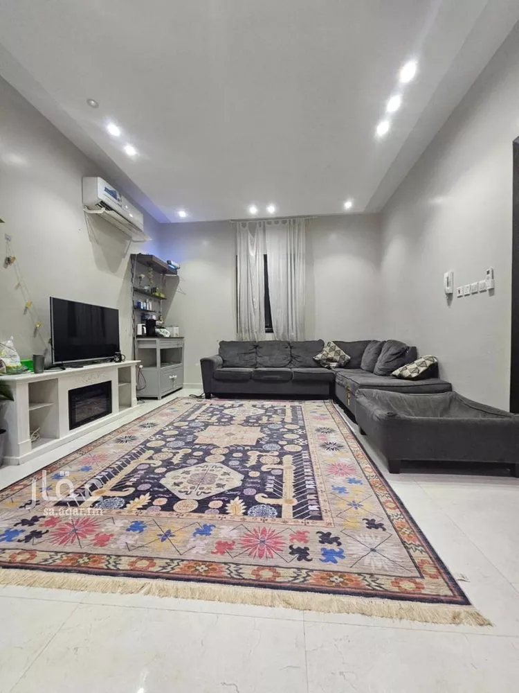 فيلا للإيجار في شارع عبدالرحمن بن حسان, حي غرناطة, مدينة الرياض, منطقة الرياض 11