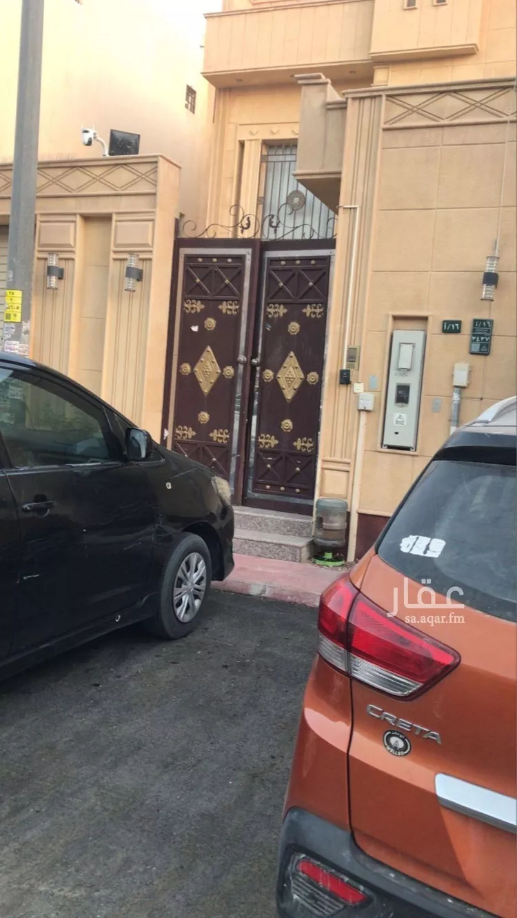 فيلا للبيع في شارع الفضائل, حي إشبيلية, مدينة الرياض, منطقة الرياض صورة 3