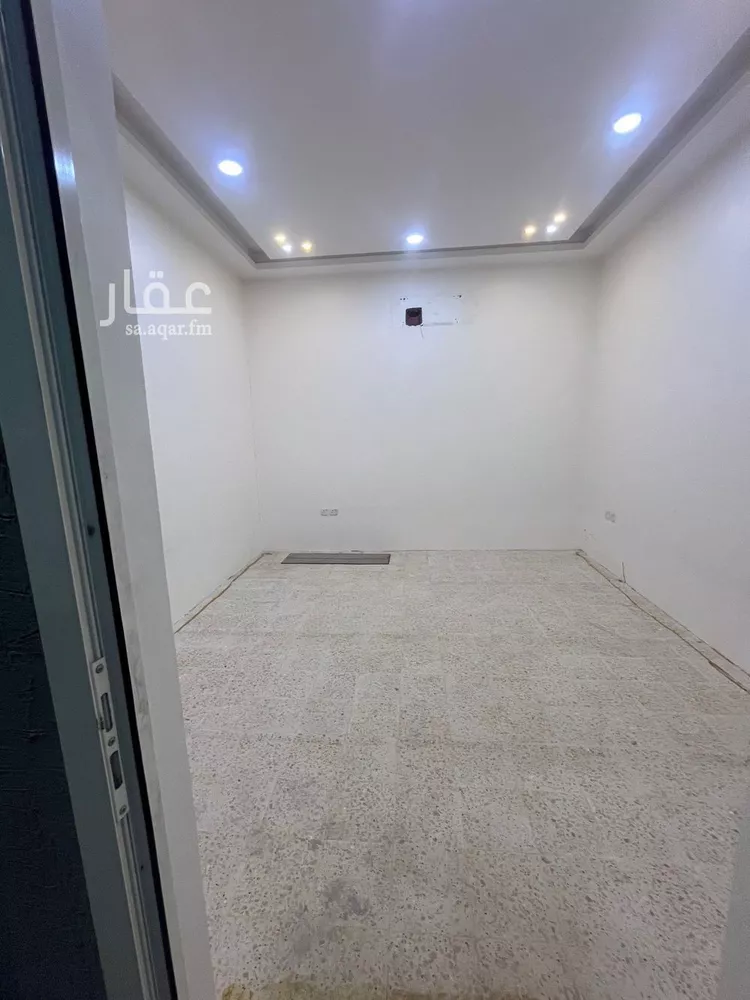 Villa for Sale in Riyadh Al Qadisiyah 7