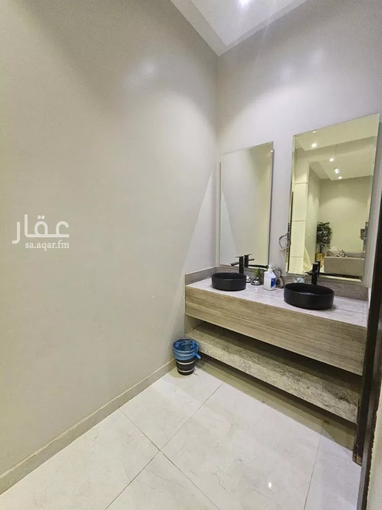 فيلا للإيجار في شارع عبدالرحمن بن حسان, حي غرناطة, مدينة الرياض, منطقة الرياض 7